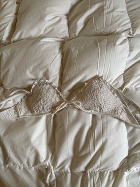 Hollister Cream Ruffle Triangle Swim Top With Gold Details